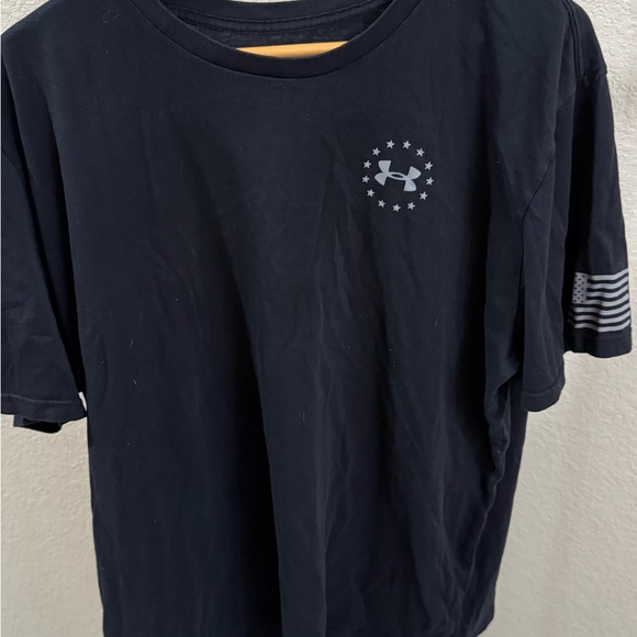 Under Armour Men's Freedom Flag T-Shirt 1333350 Black/Steel (002) - Picture 1 of 4
